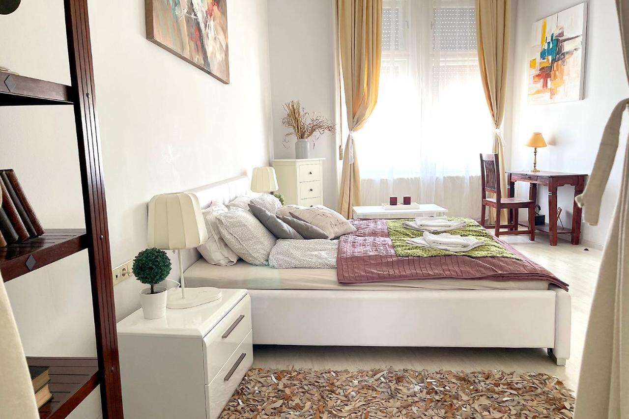 Elegant 125M2 Apartment In Center Of בודפשט מראה חיצוני תמונה