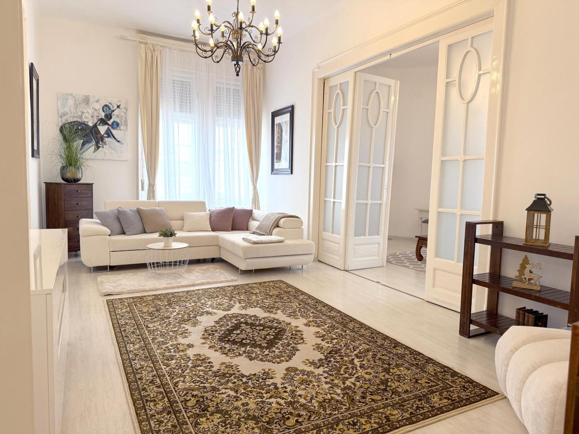 Elegant 125M2 Apartment In Center Of בודפשט מראה חיצוני תמונה