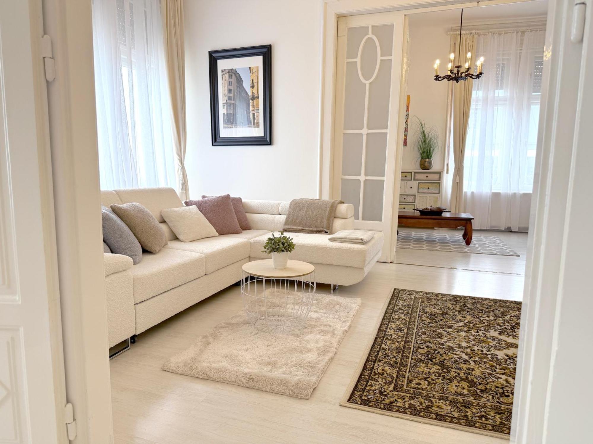 Elegant 125M2 Apartment In Center Of בודפשט מראה חיצוני תמונה