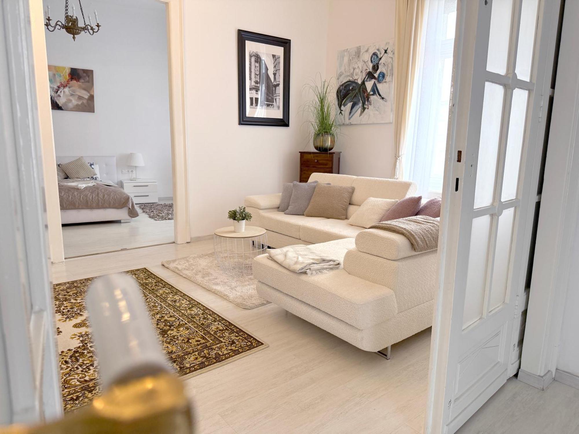 Elegant 125M2 Apartment In Center Of בודפשט מראה חיצוני תמונה