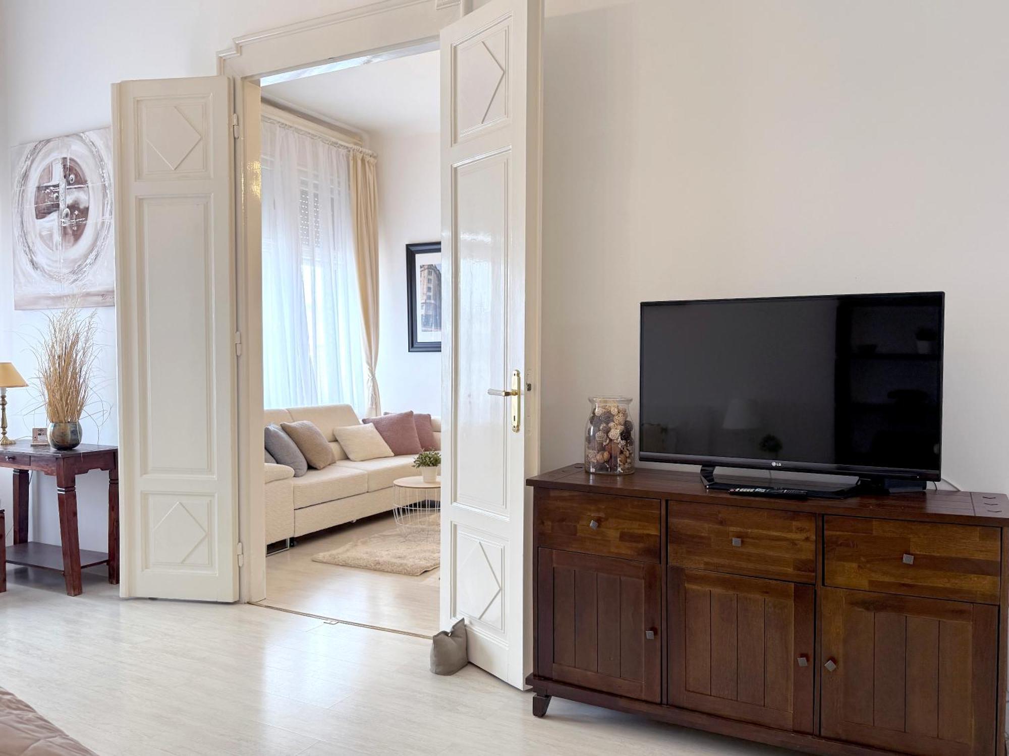 Elegant 125M2 Apartment In Center Of בודפשט מראה חיצוני תמונה