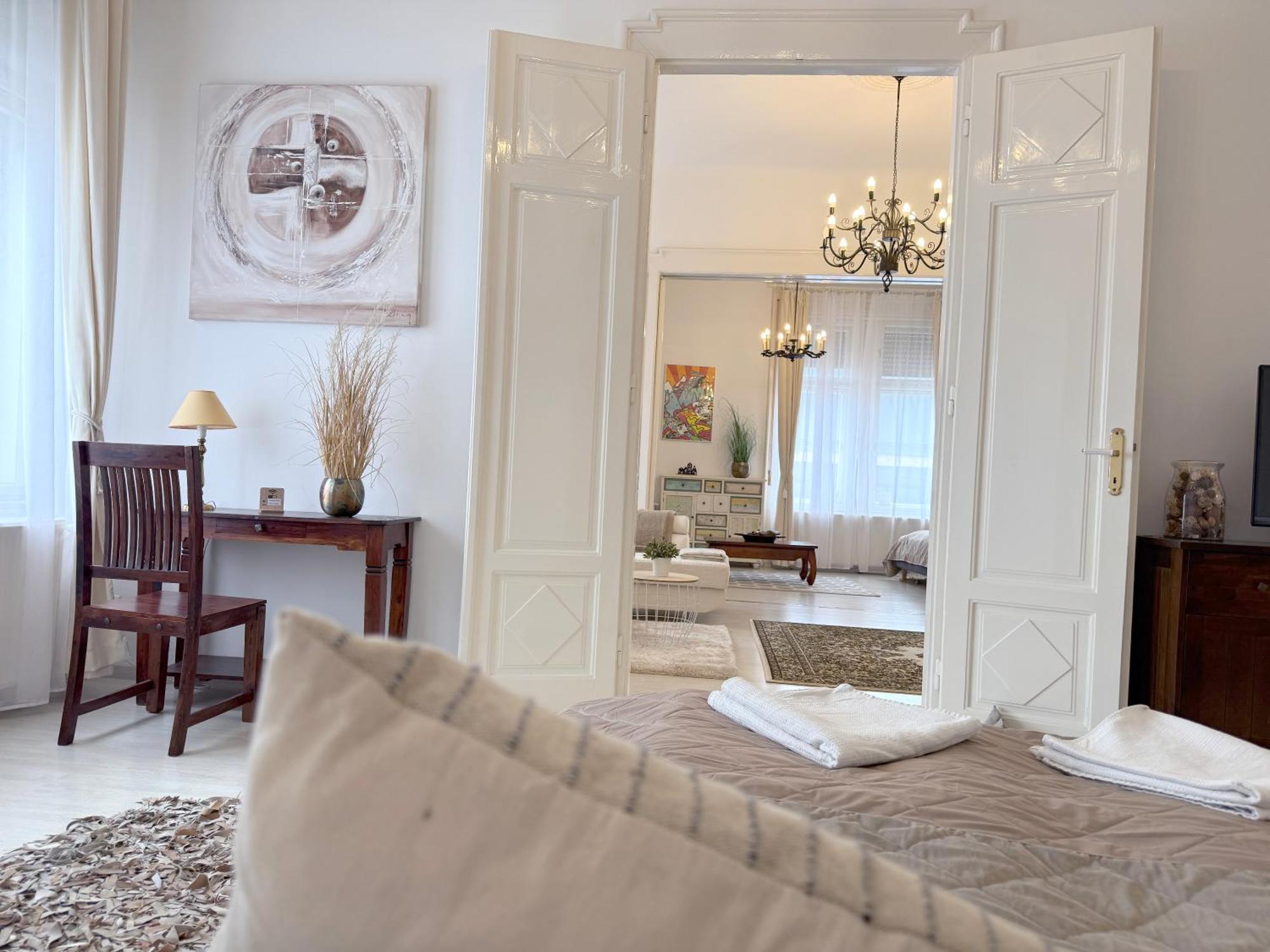 Elegant 125M2 Apartment In Center Of בודפשט מראה חיצוני תמונה